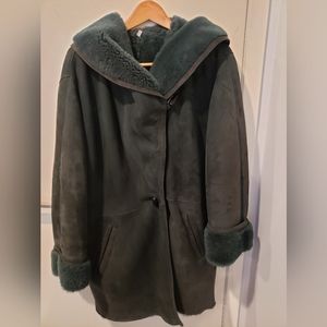 Sherling dark green coat
